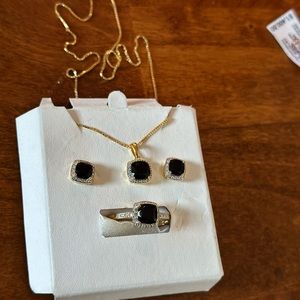 Black gemstone necklace